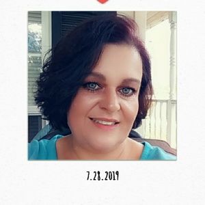 Meet your Posher, Melanie